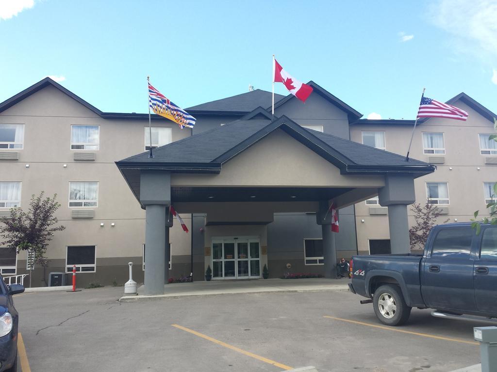 Sigma Inn & Suites Hudson'S Hope Hudson Hope Exteriör bild