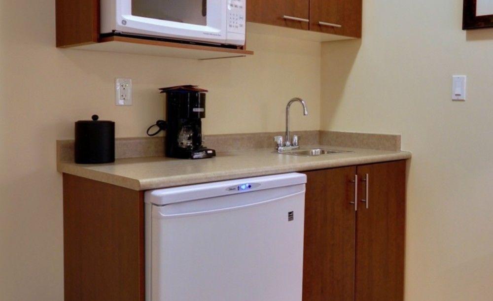 Sigma Inn & Suites Hudson'S Hope Hudson Hope Exteriör bild