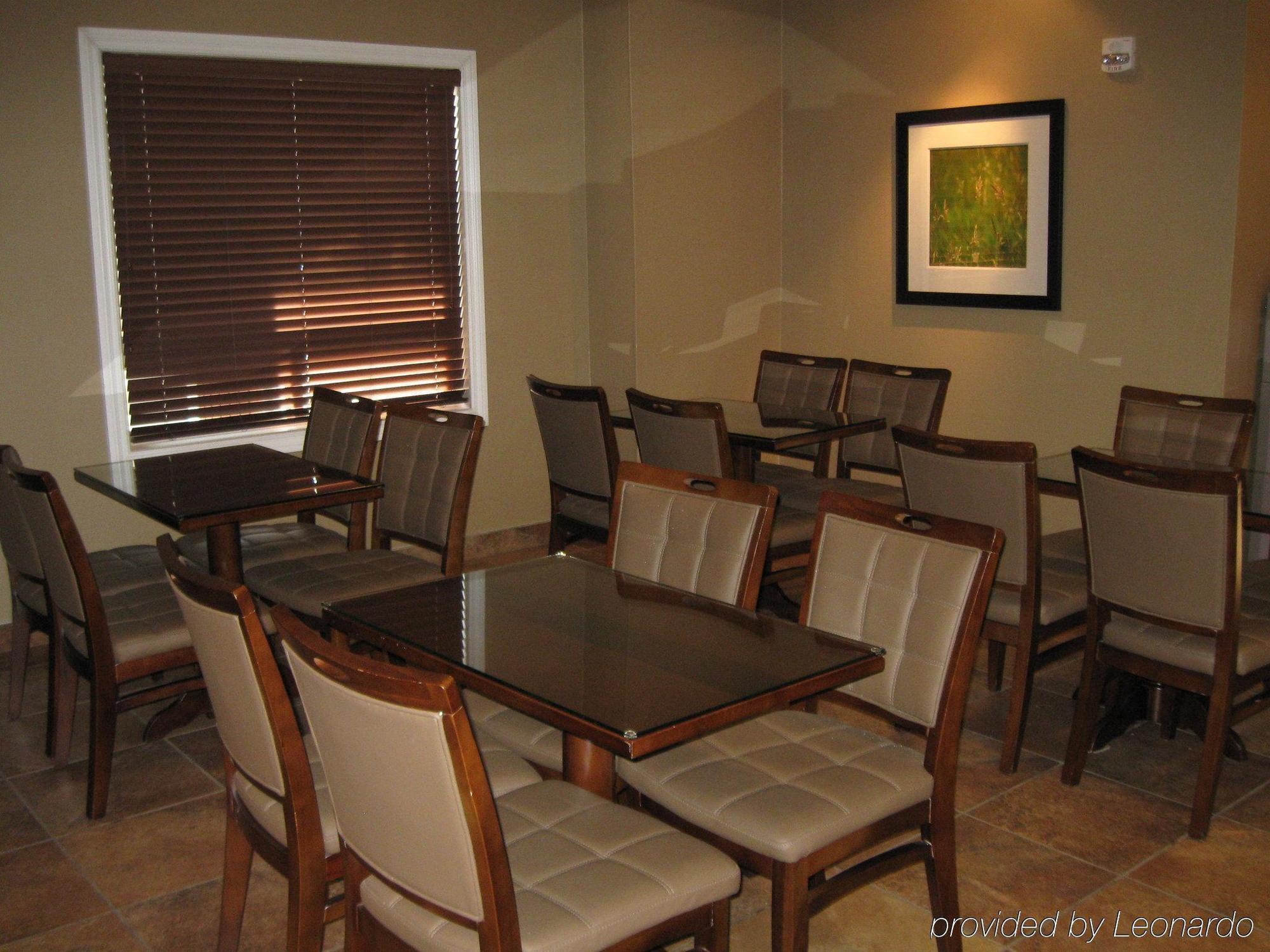 Sigma Inn & Suites Hudson'S Hope Hudson Hope Restaurang bild