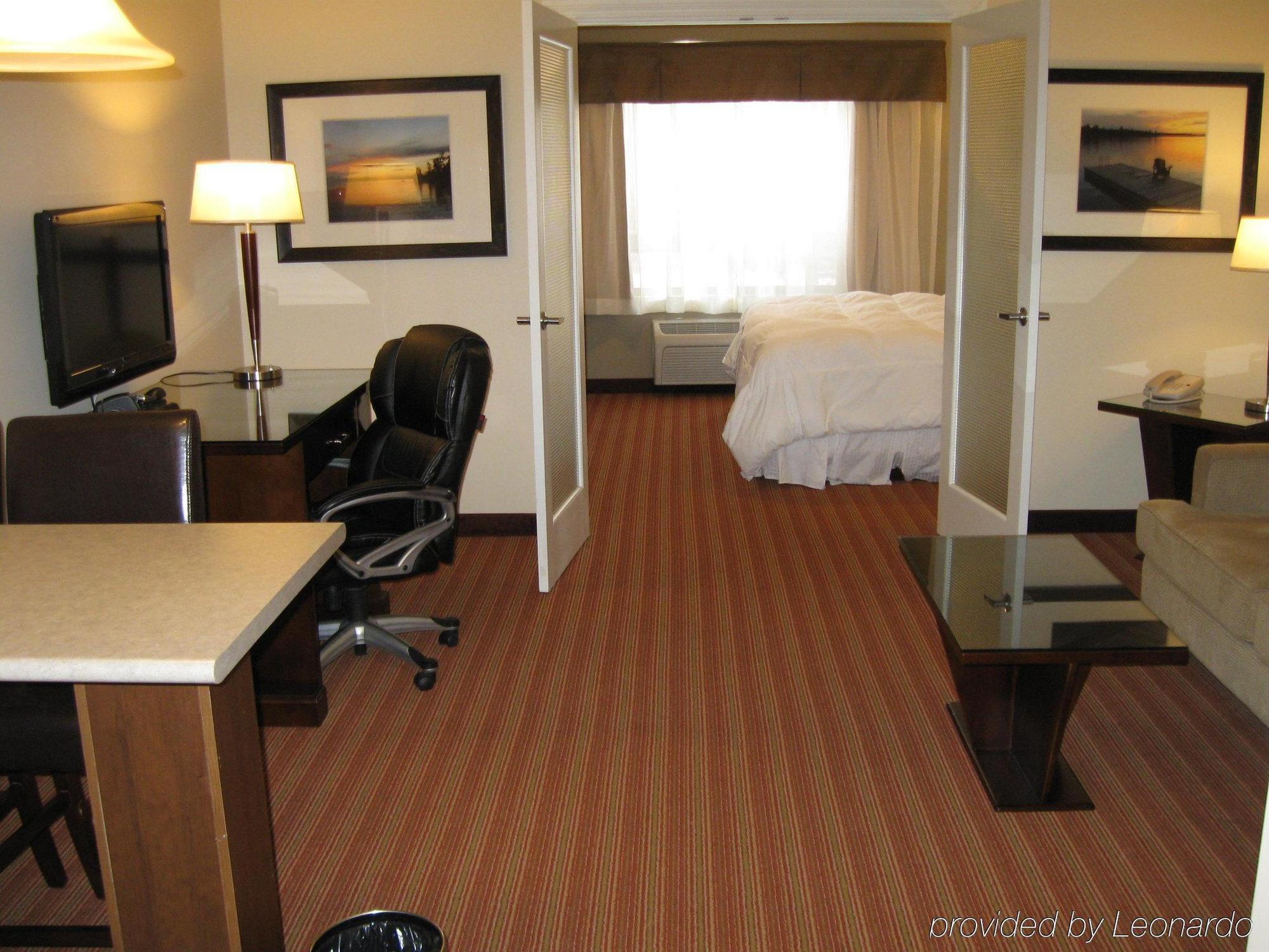 Sigma Inn & Suites Hudson'S Hope Hudson Hope Rum bild