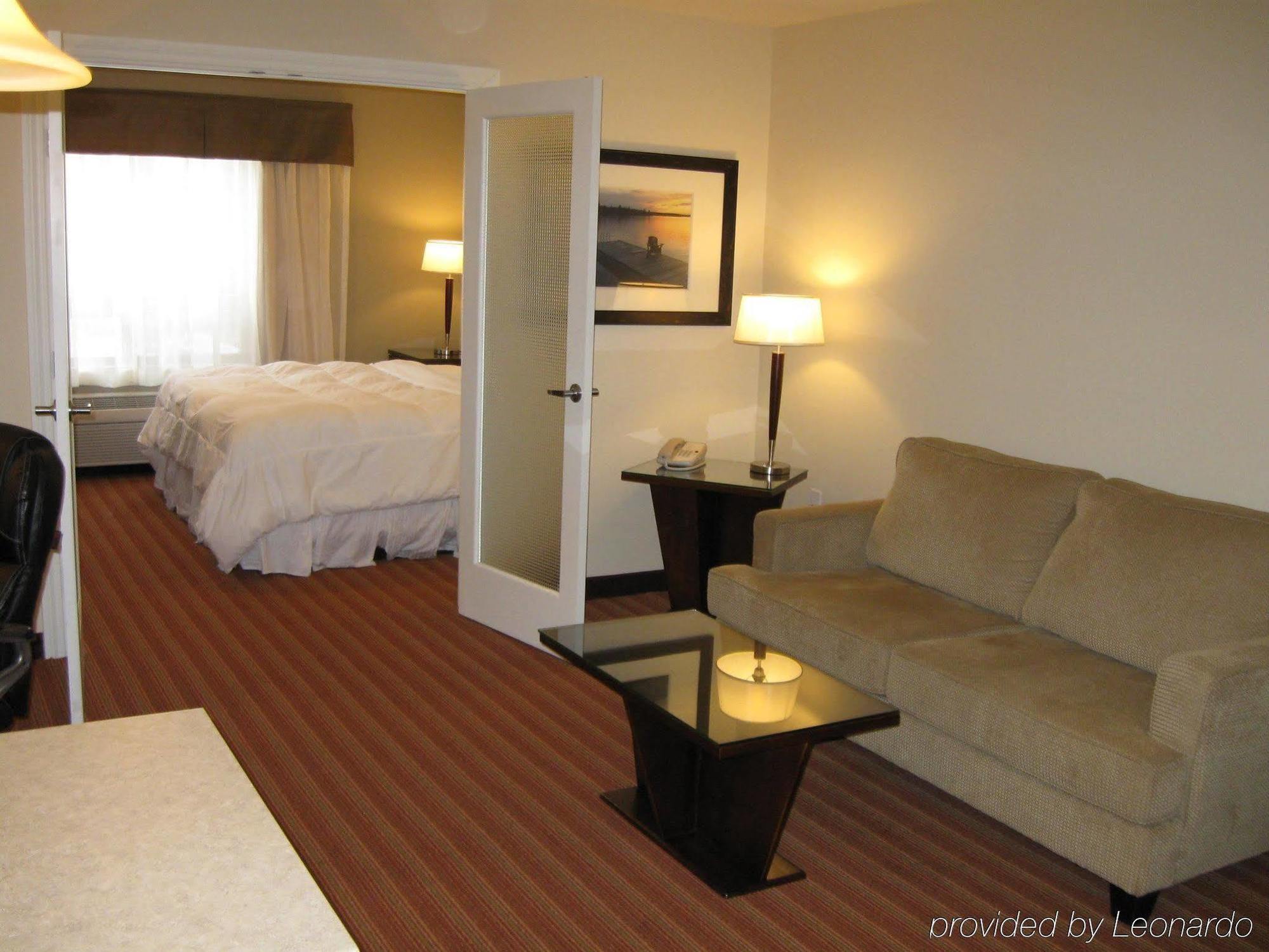 Sigma Inn & Suites Hudson'S Hope Hudson Hope Rum bild